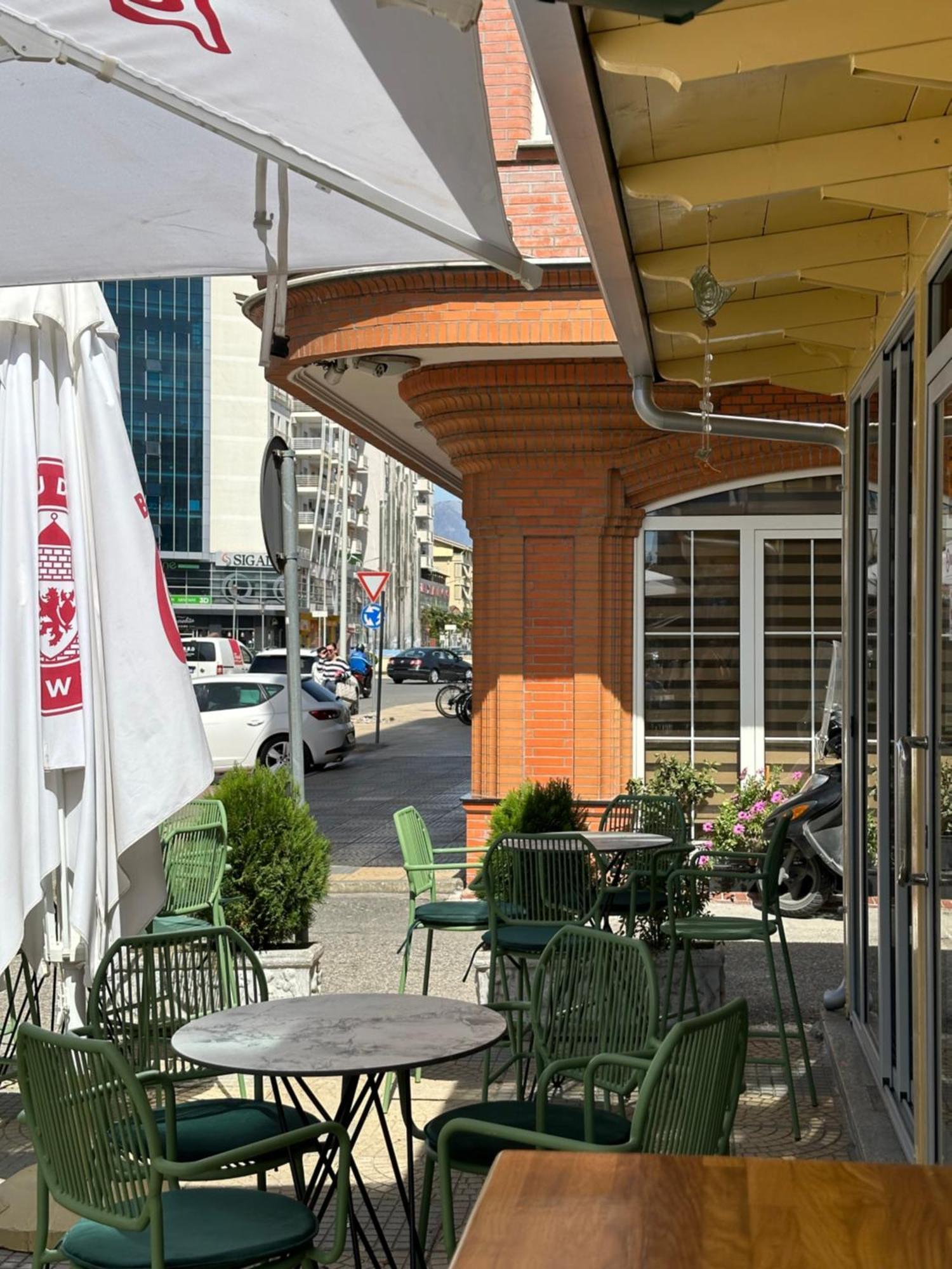 Canarin Hostel شكودر المظهر الخارجي الصورة